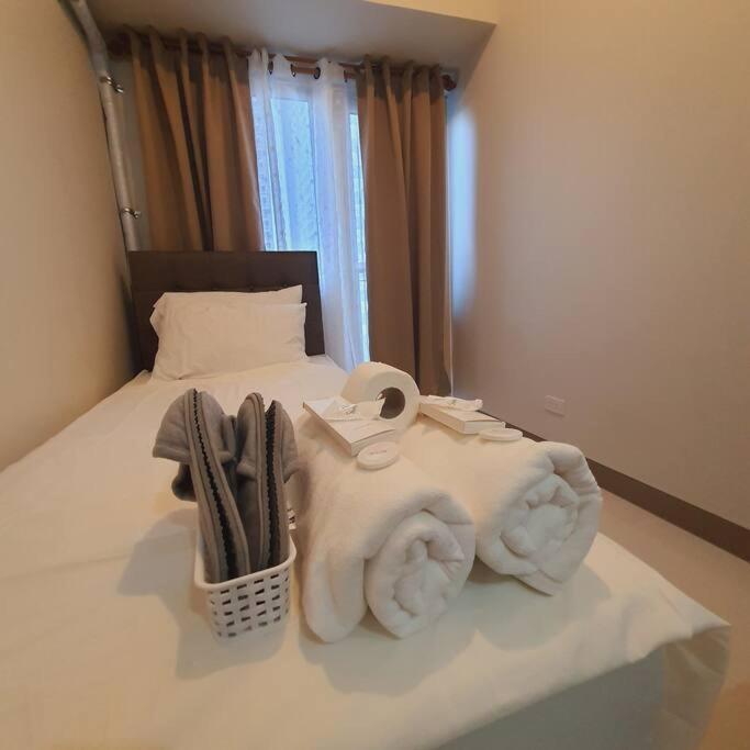 Smdc Coast Residences Lovely Fully-Furnished 1 Bedroom Condo With Pool Манила Экстерьер фото