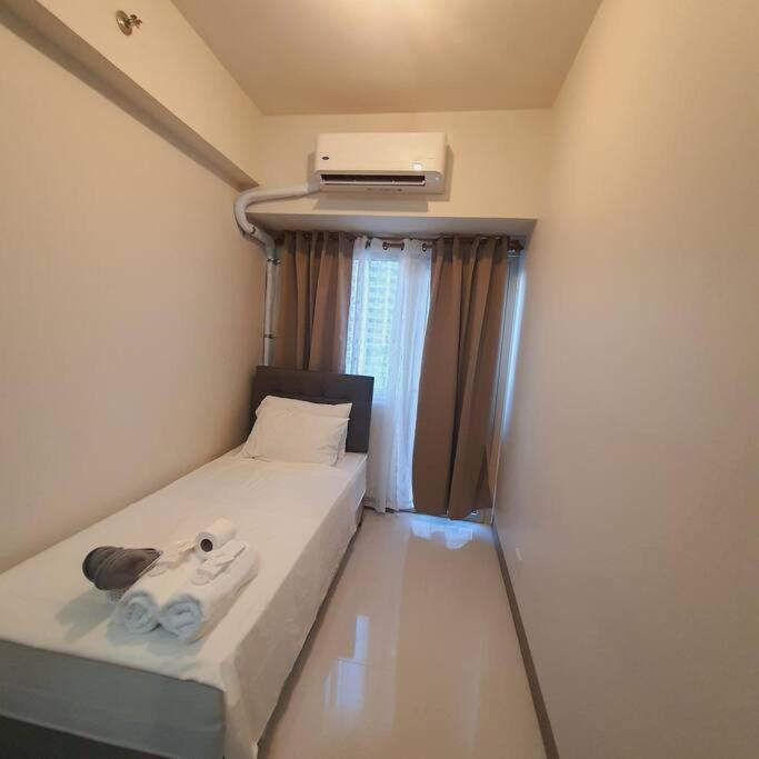 Smdc Coast Residences Lovely Fully-Furnished 1 Bedroom Condo With Pool Манила Экстерьер фото