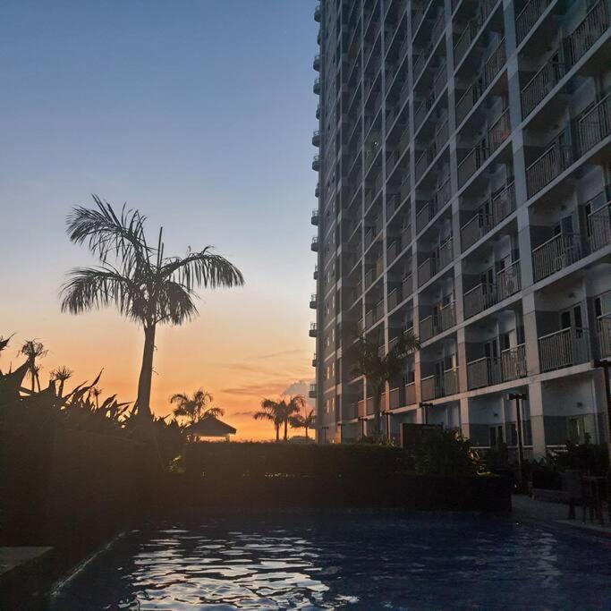 Smdc Coast Residences Lovely Fully-Furnished 1 Bedroom Condo With Pool Манила Экстерьер фото